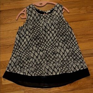 Japna XS Chic Black and White Sleeveless Top